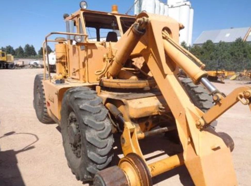 RAILROAD HIGH RAIL PETTIBONE 441 SPEED SWING LOADER